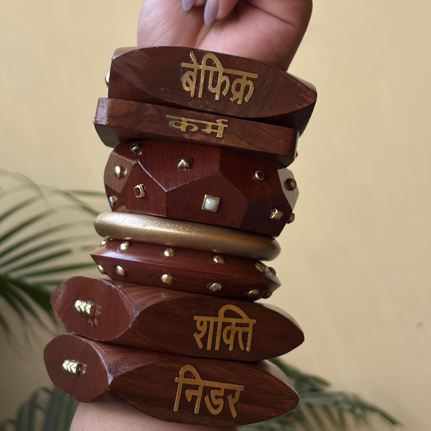 Never too much ! Stack of 7 Boho Wooden Bangles