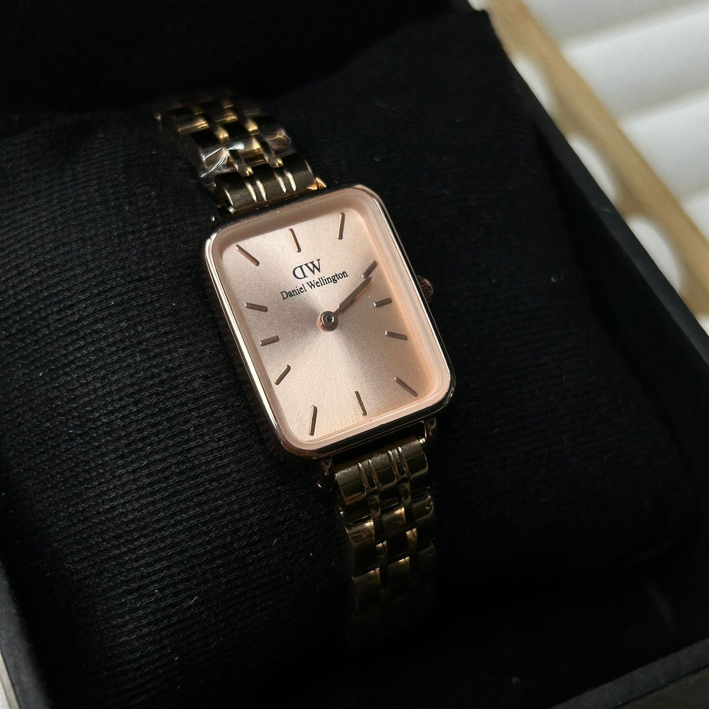 DW Square Chain Watch 04