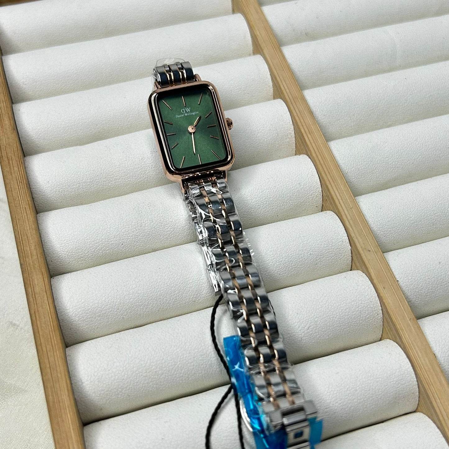 DW Square Chain Watch 01
