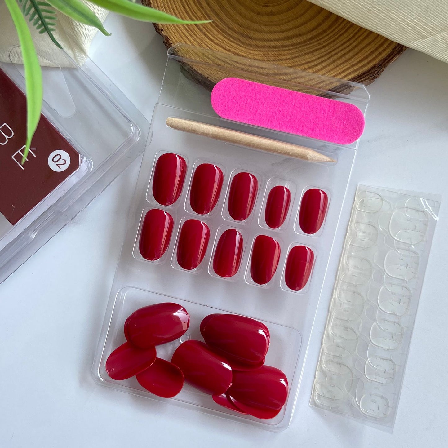 Red Gel Stick on Nails ( 24 nails)