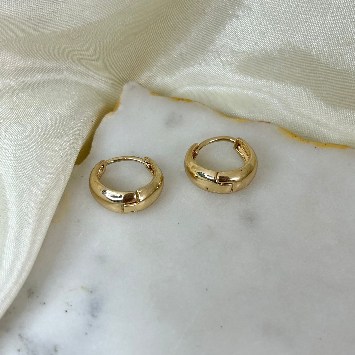 Aurelia Hoops Gold (Mini)