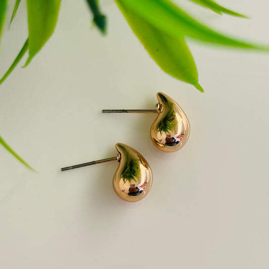 Tiny Teardrop Studs (Rosegold)