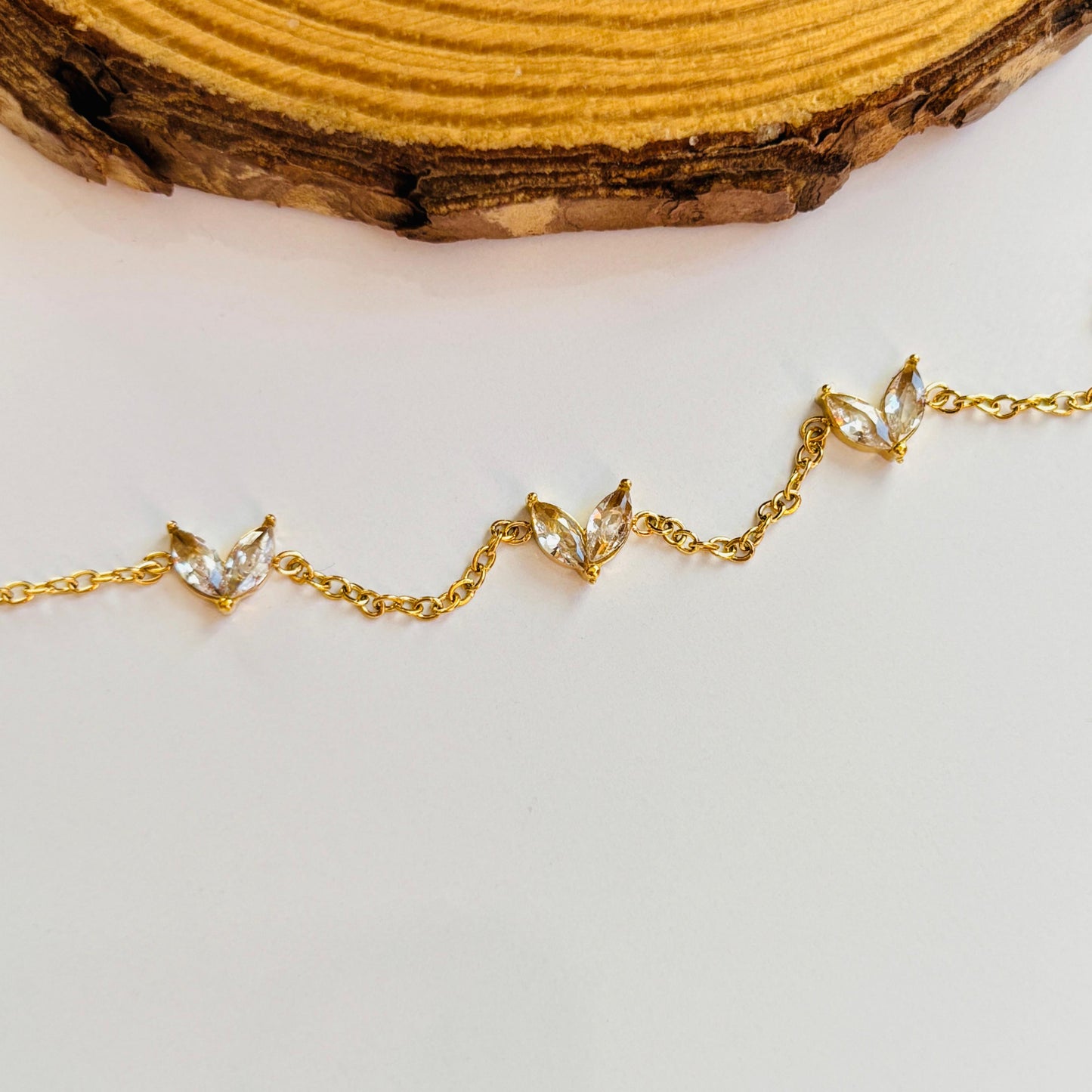 White Hellie Bracelet (B2G3)