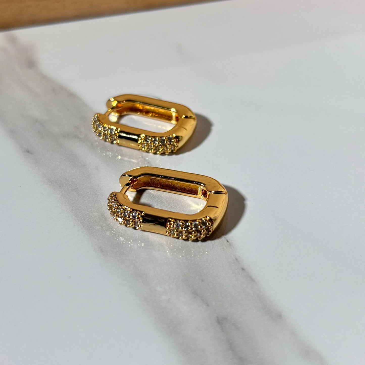 Nora Reversible Hoops