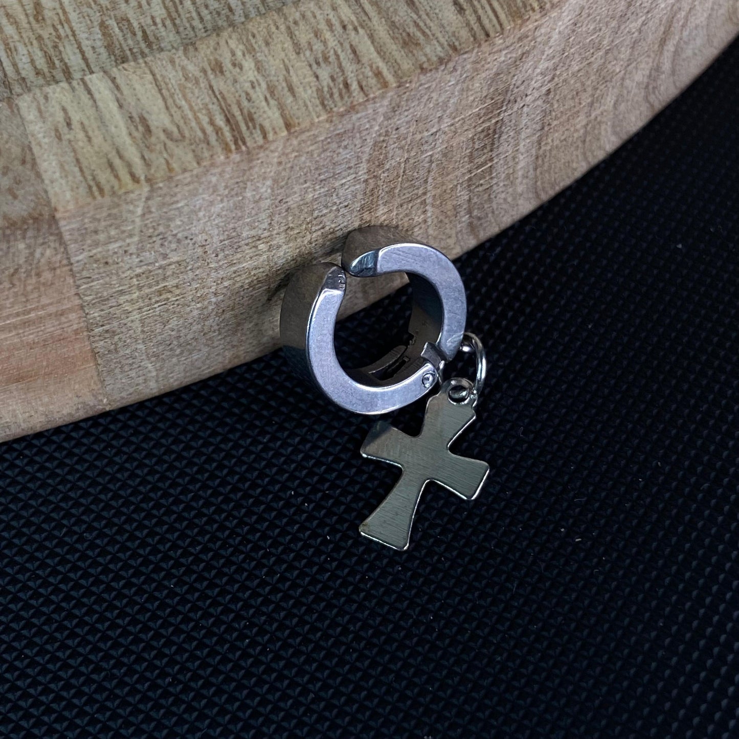 Cross #3 Men's Earring (Non-piercing)