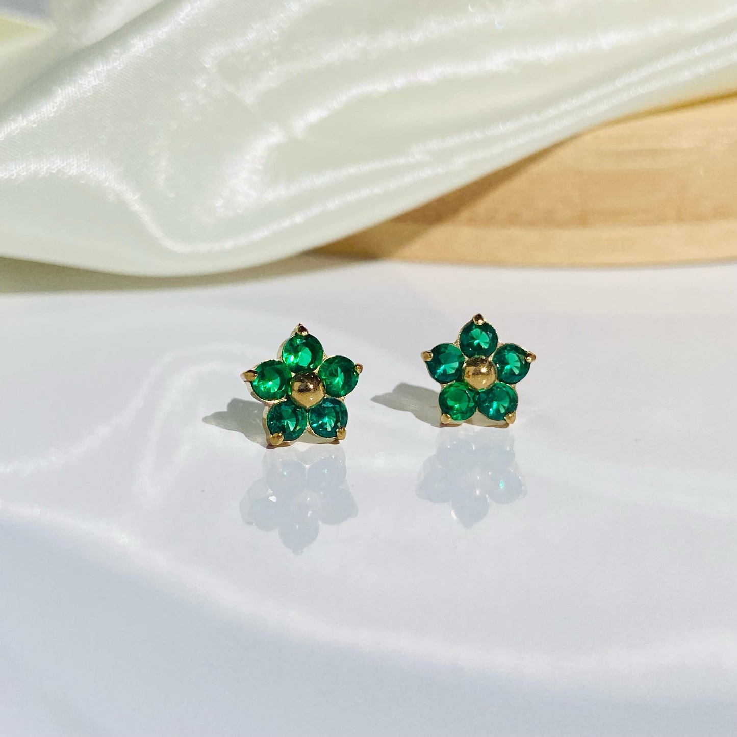 Fiona Emerald Studs