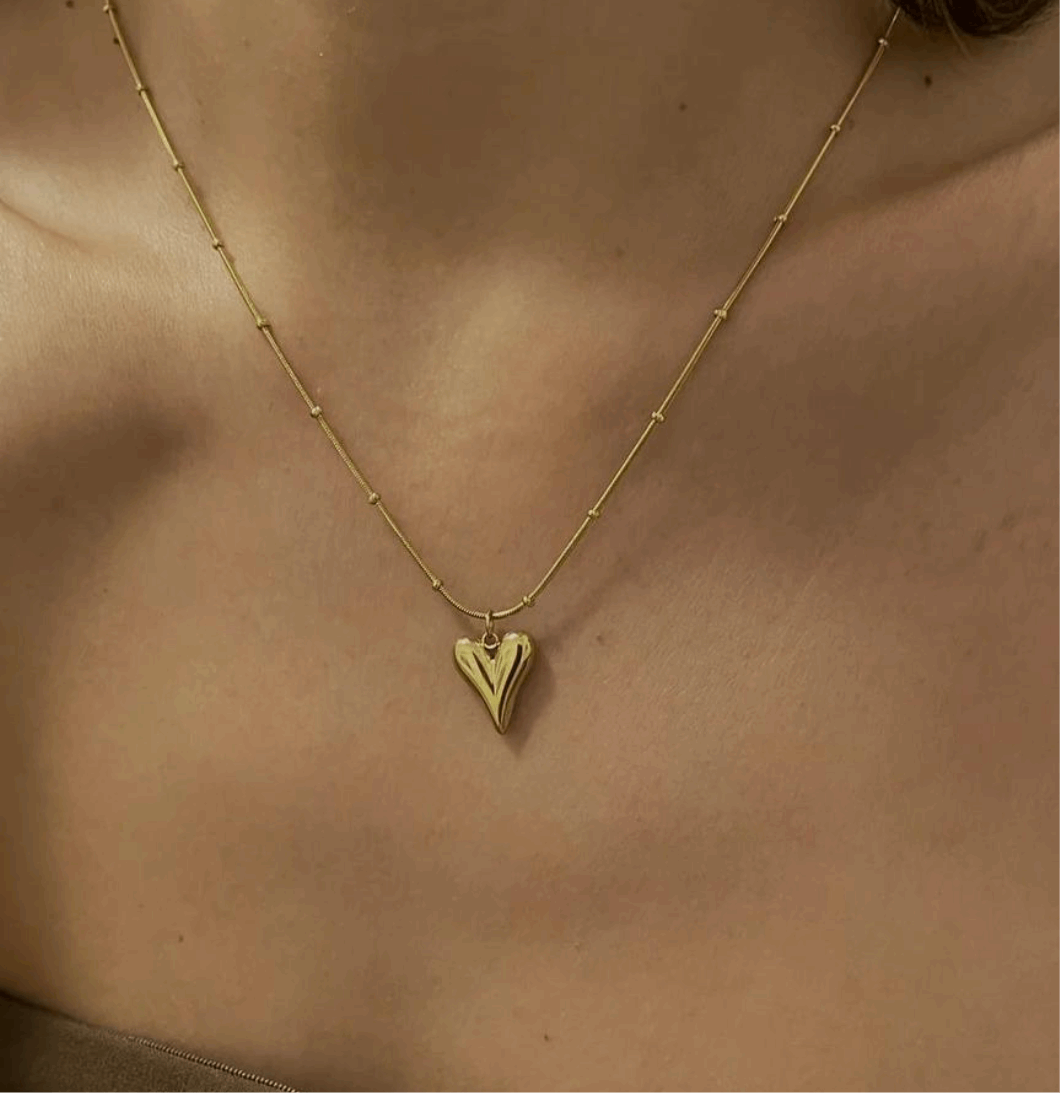 Viral Heart Necklace