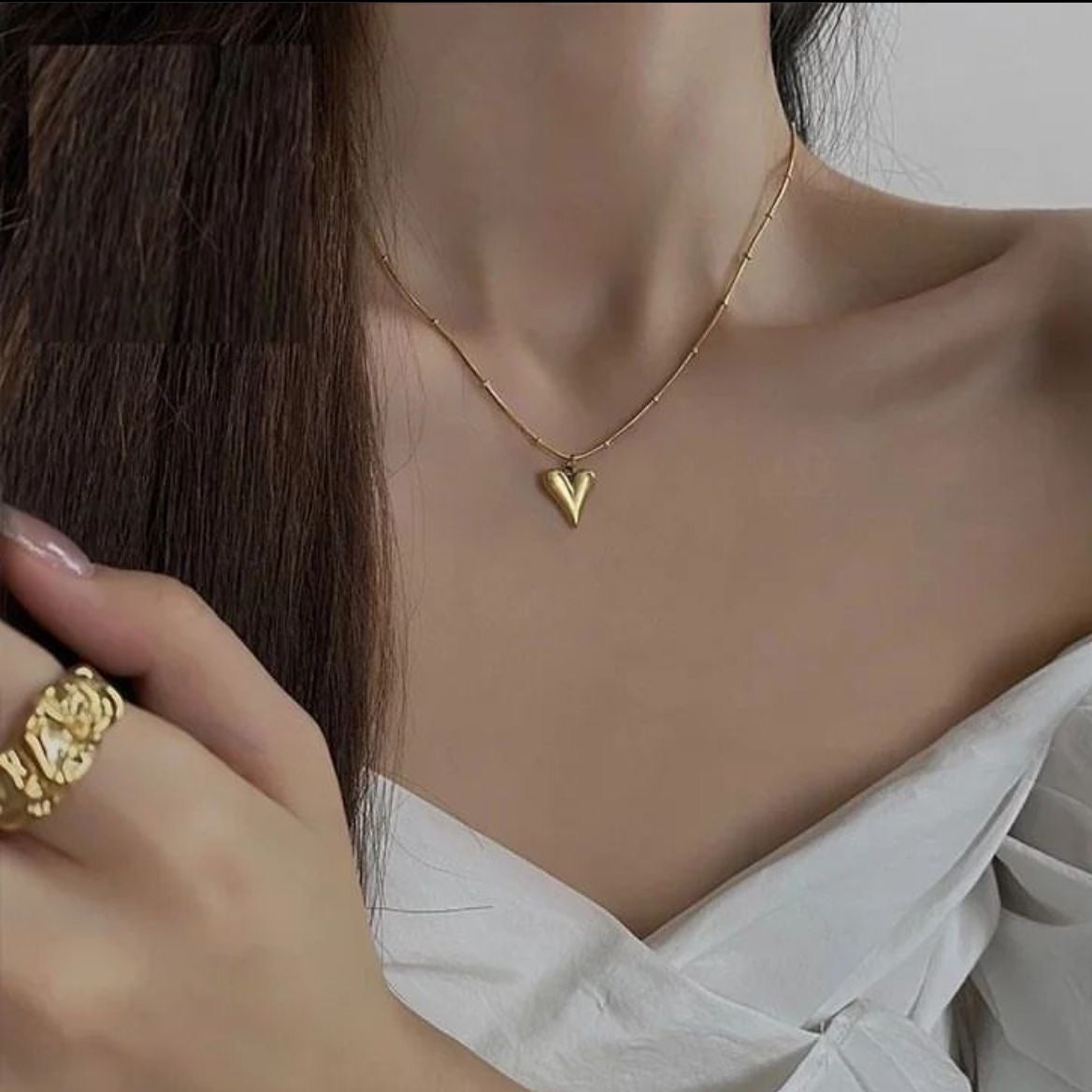 Viral Heart Necklace