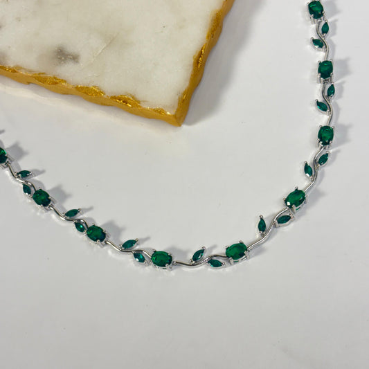 Emerald Cinderella Necklace (Silver)