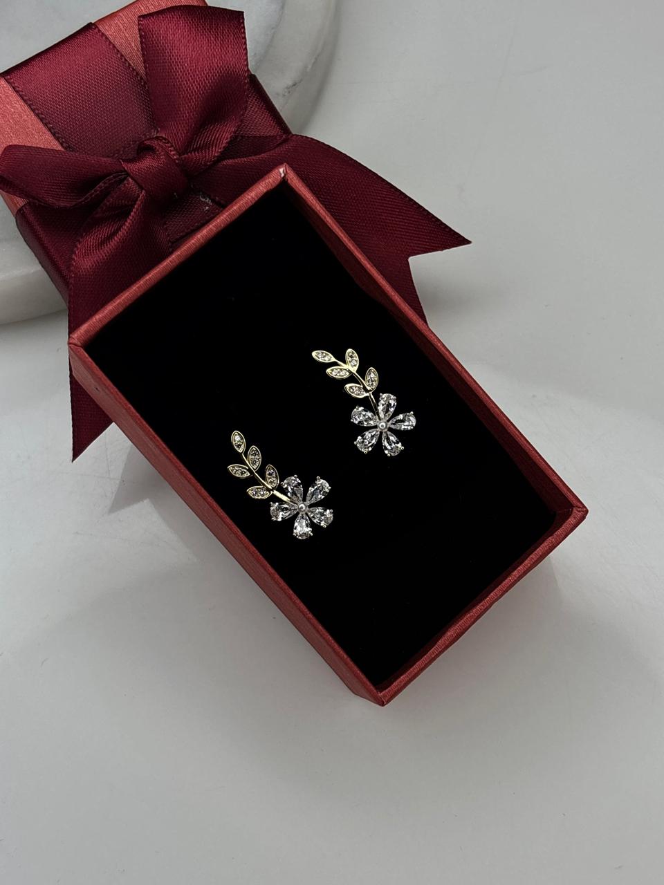 Flory Climber Gold Earrings