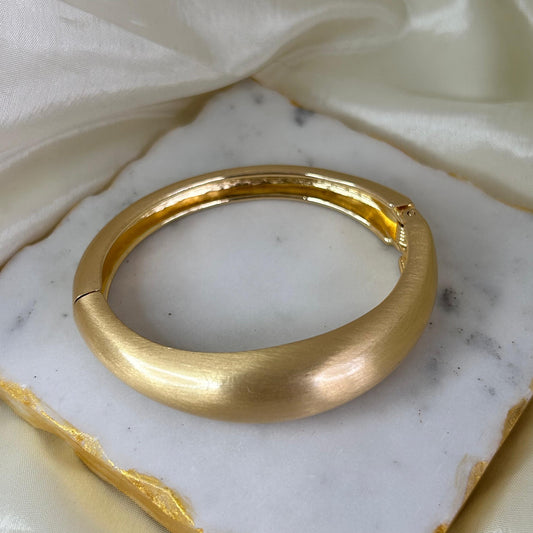 Lamora Matte Bracelet