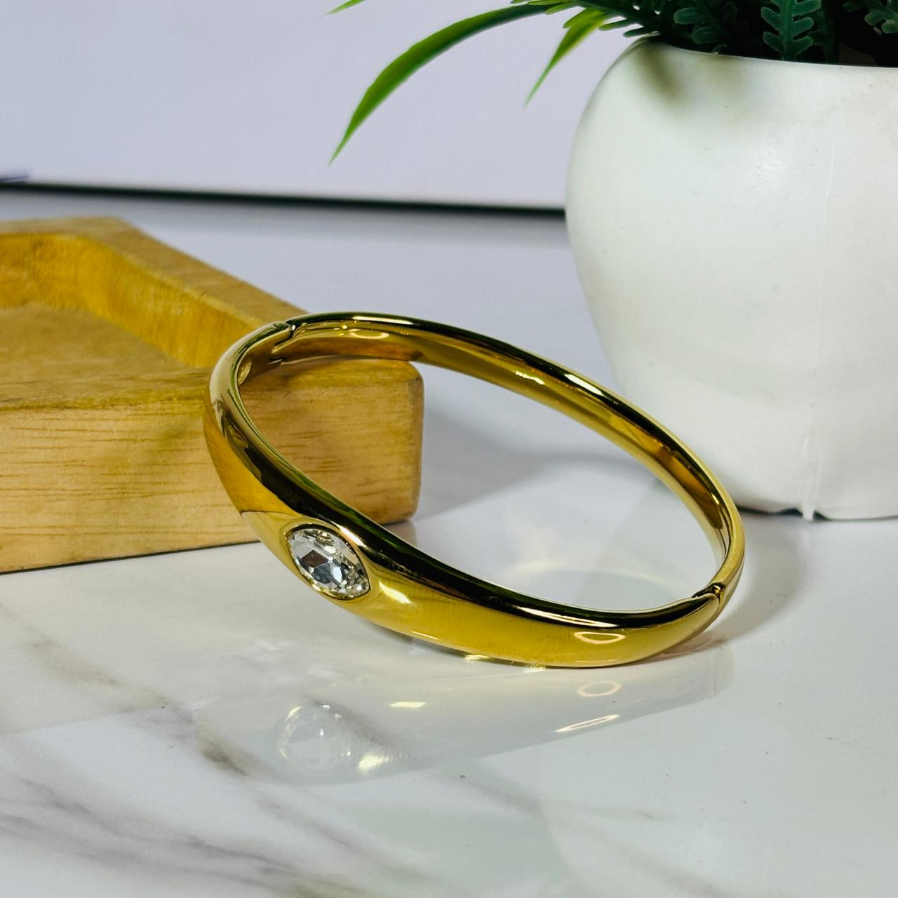 Aurora White Bracelet