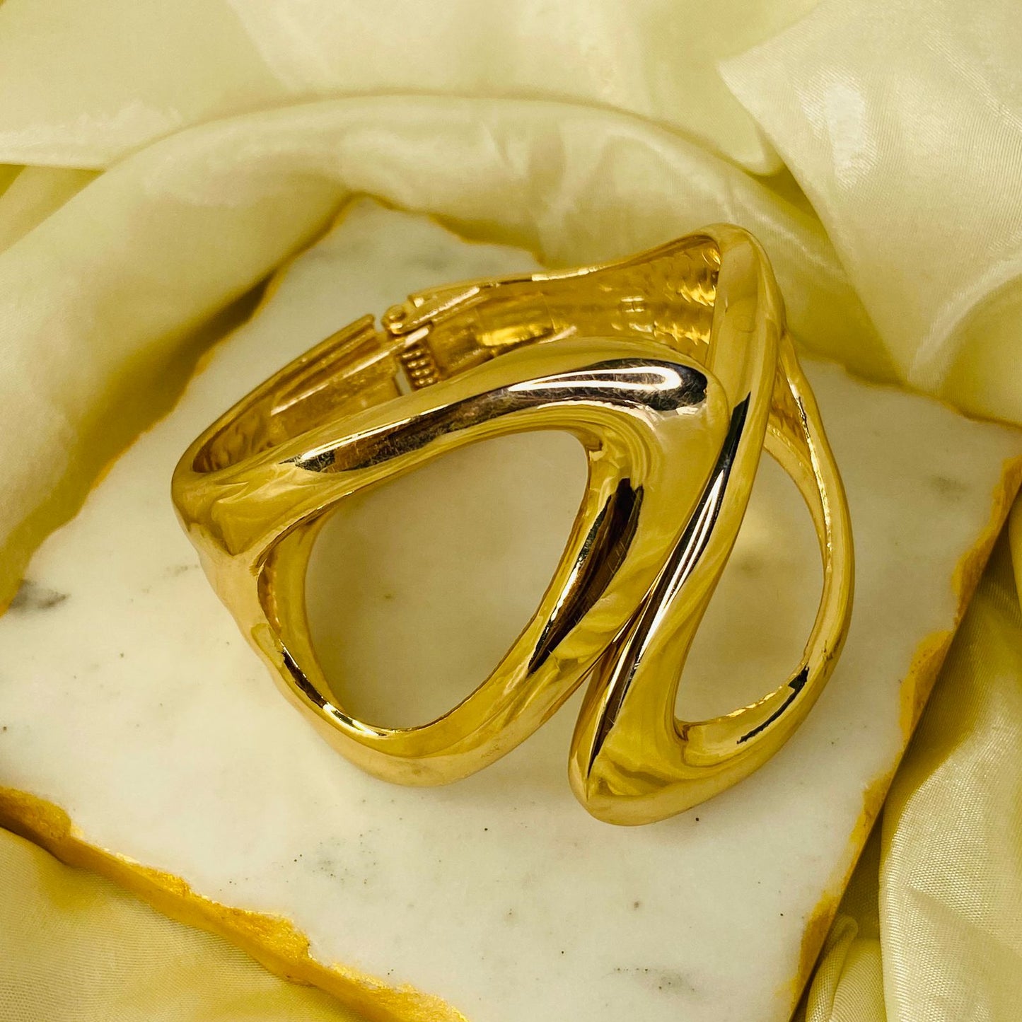 Zalina Chunky Cuff Bracelet