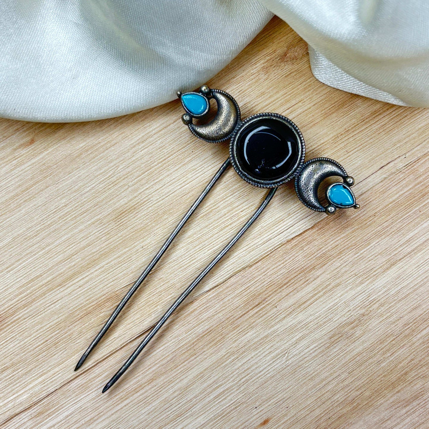 Maitri German Silver Hair U Pin