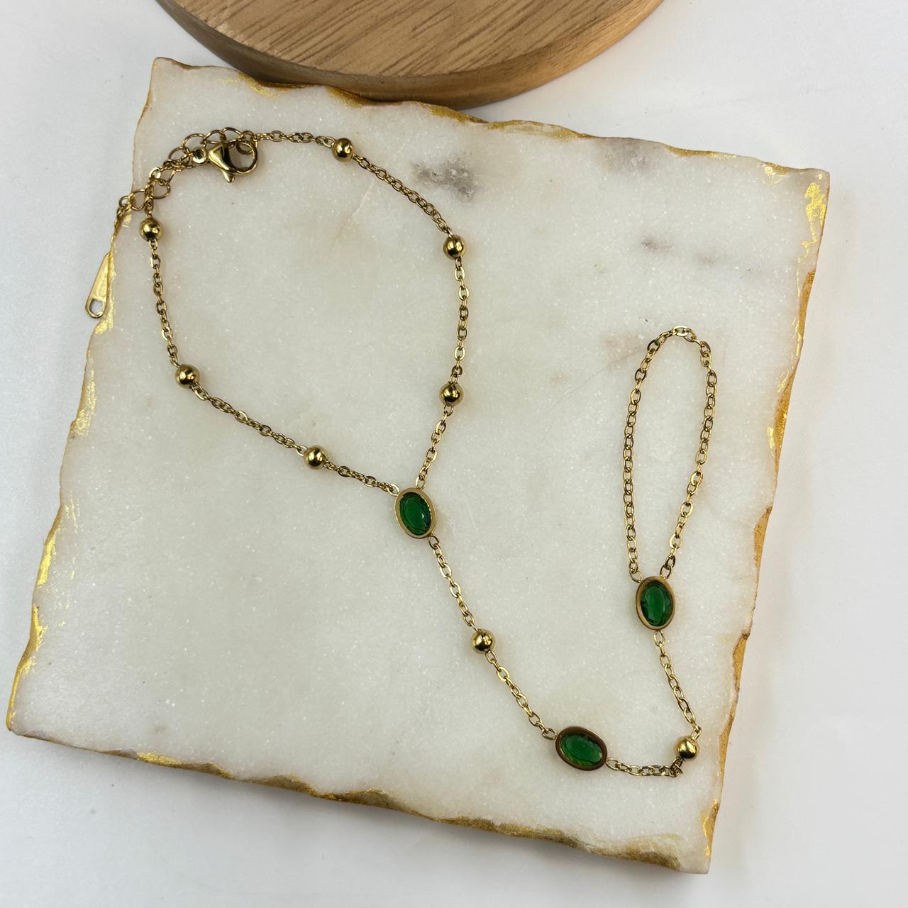 Emerald Ollie Hand Chain