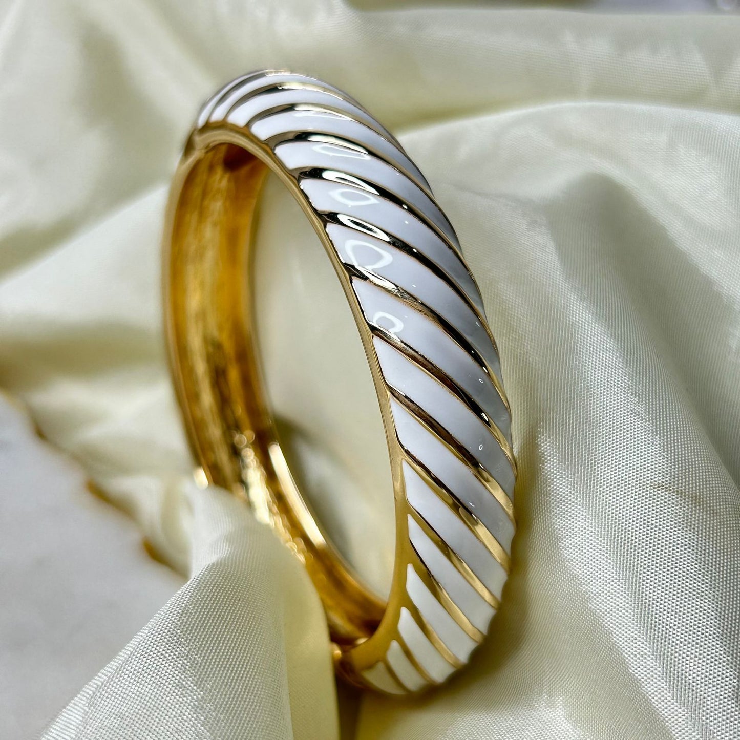 Snowe Resin Bangles