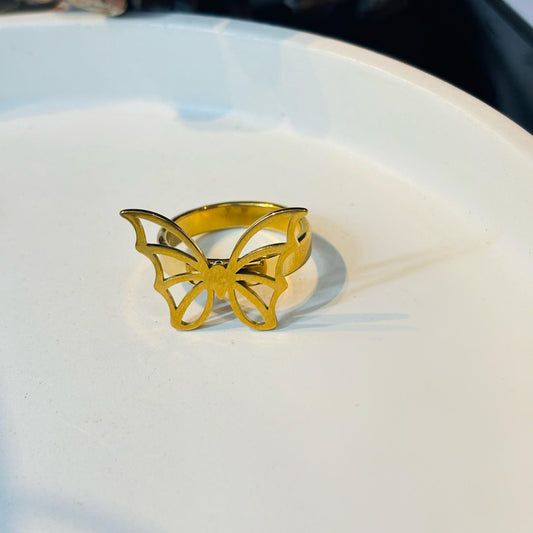 Butterfly 18K Ring