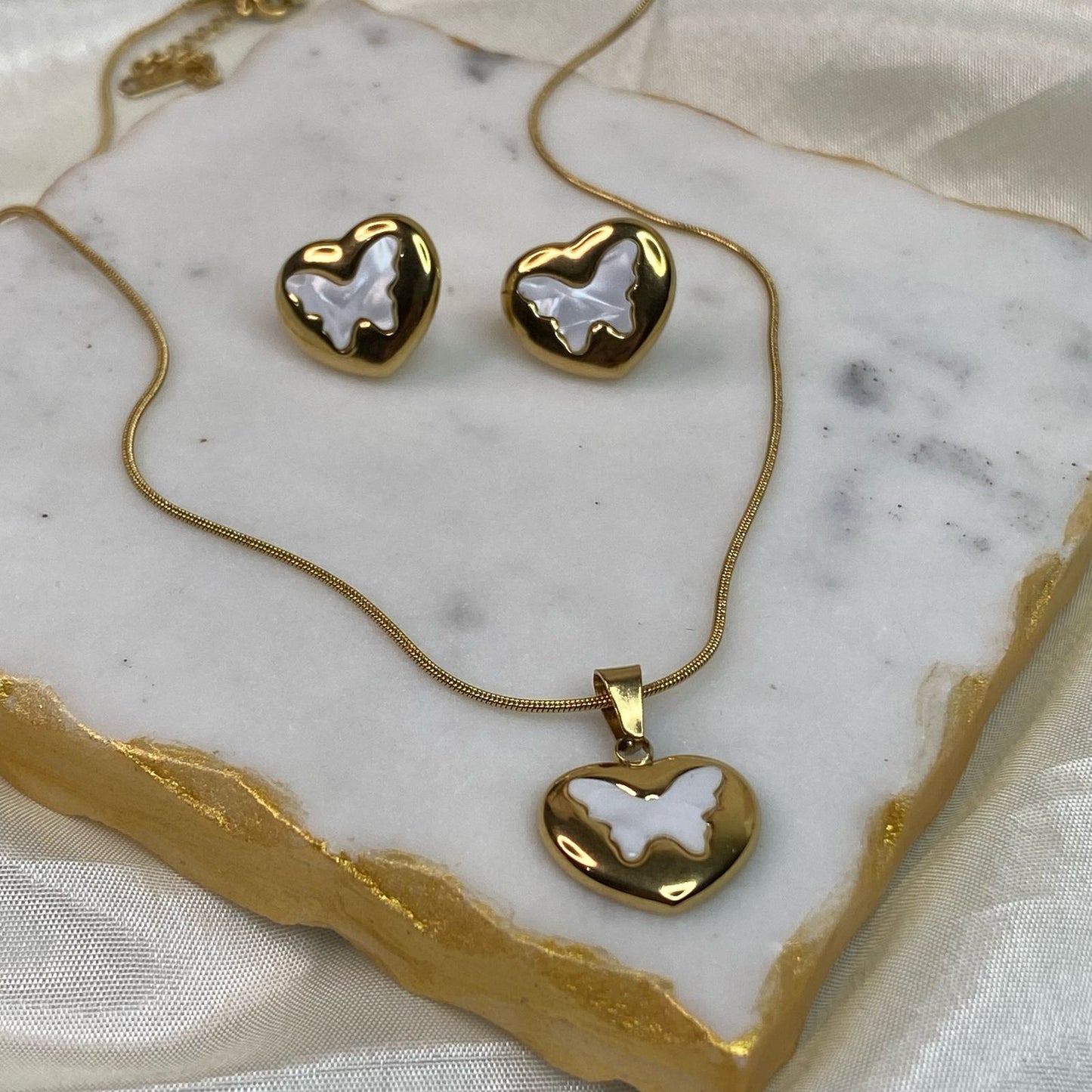 Gold Butterfly Jewelry Set (Necklace+Earrings)