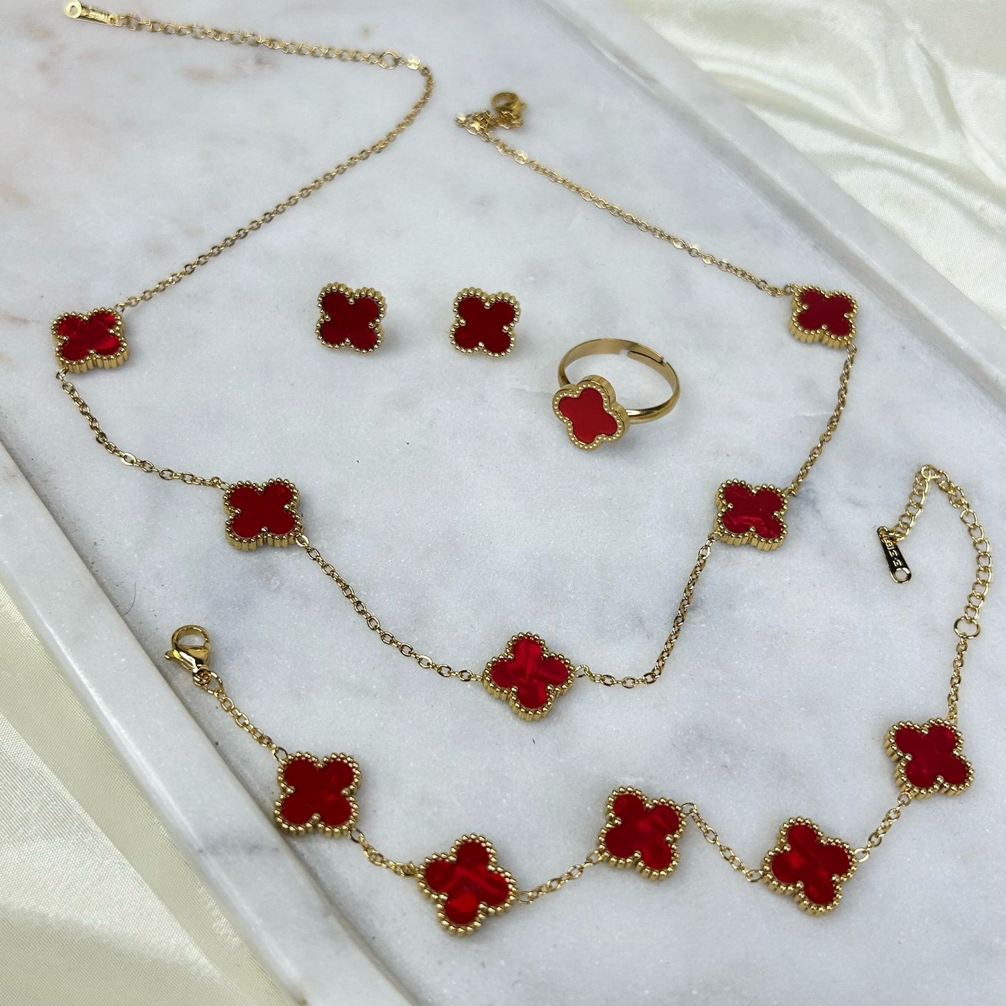 Red Clover Jewellery Set