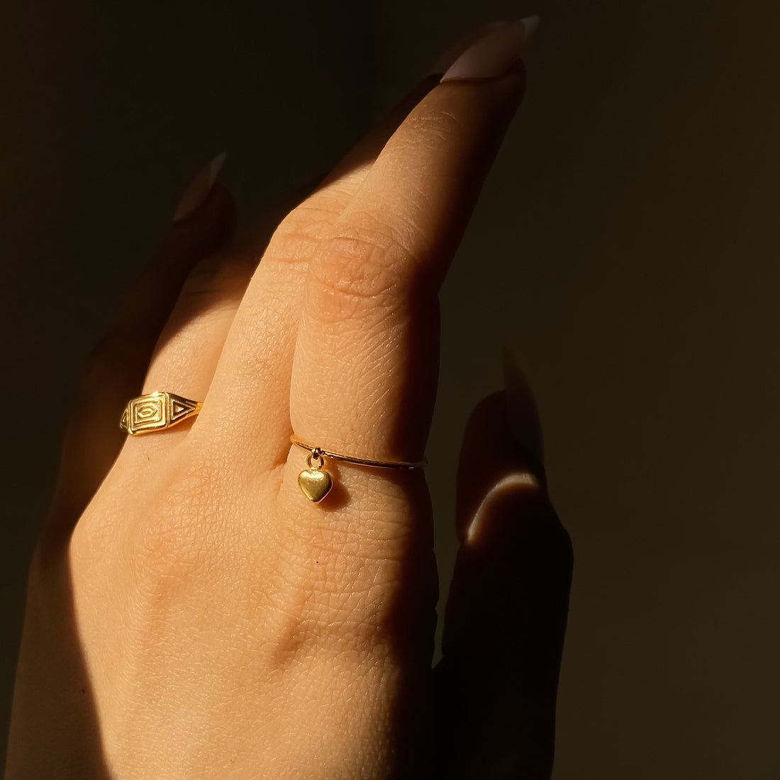Sweetheart 18K Ring