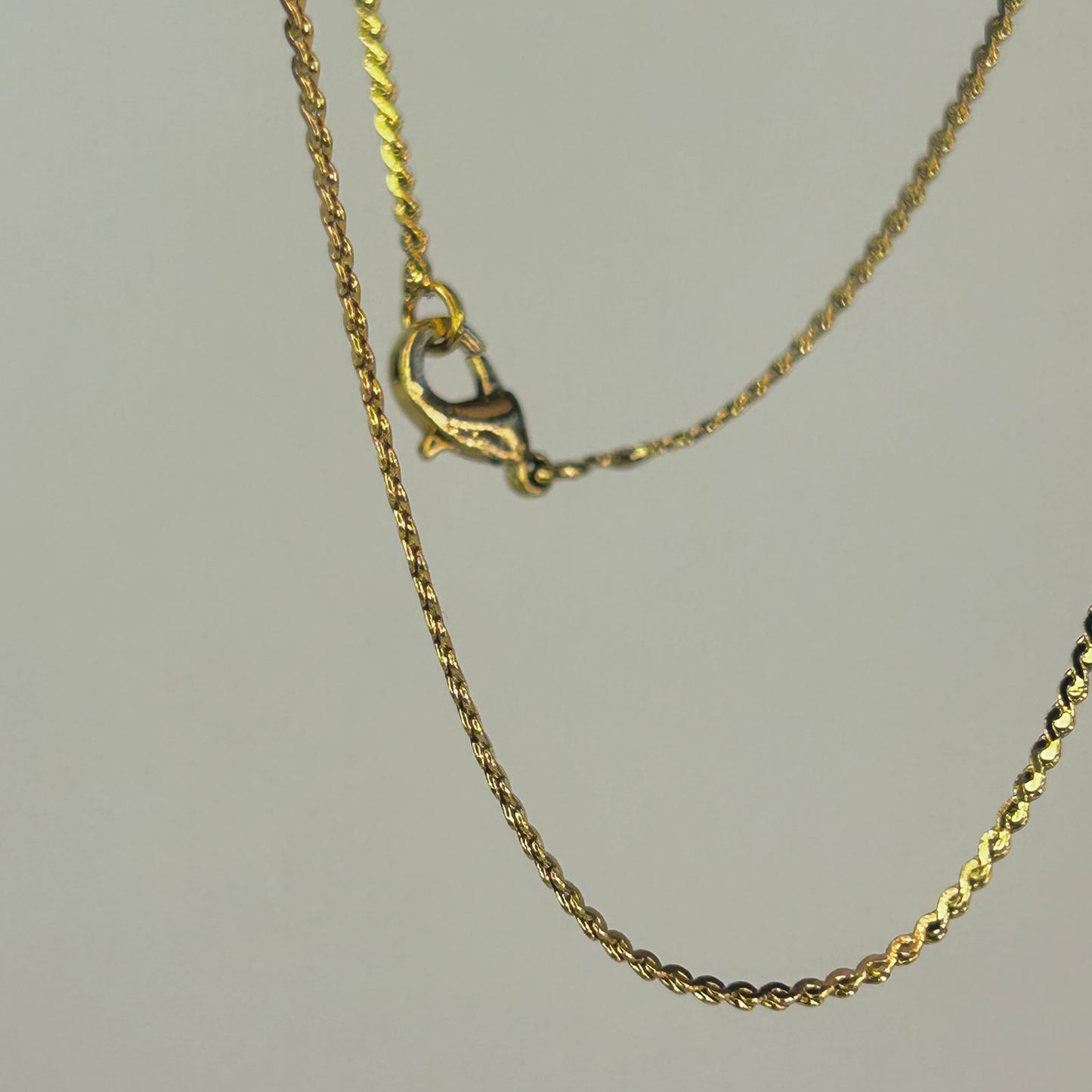 Twisted Chain