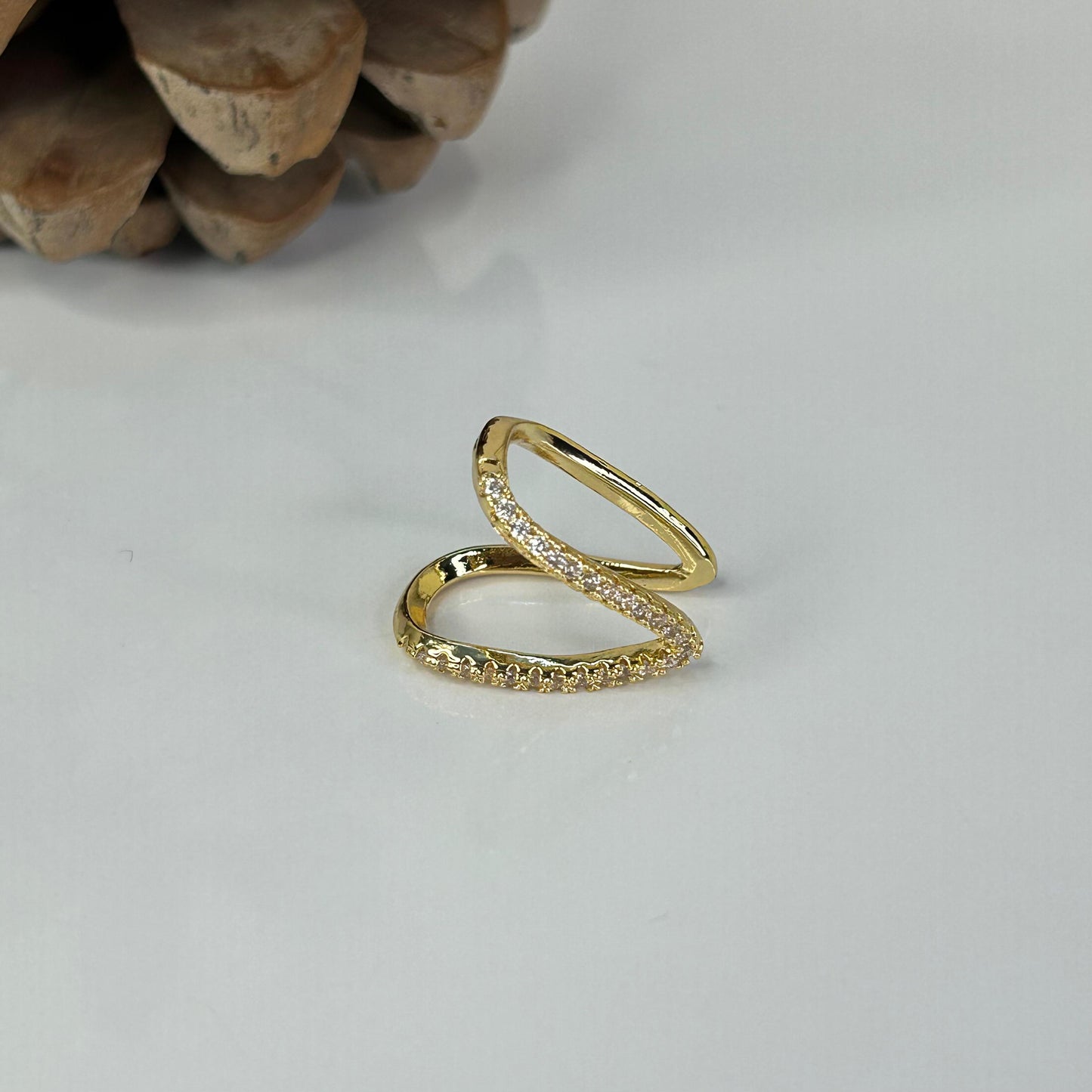 V Vanki Broad Ring