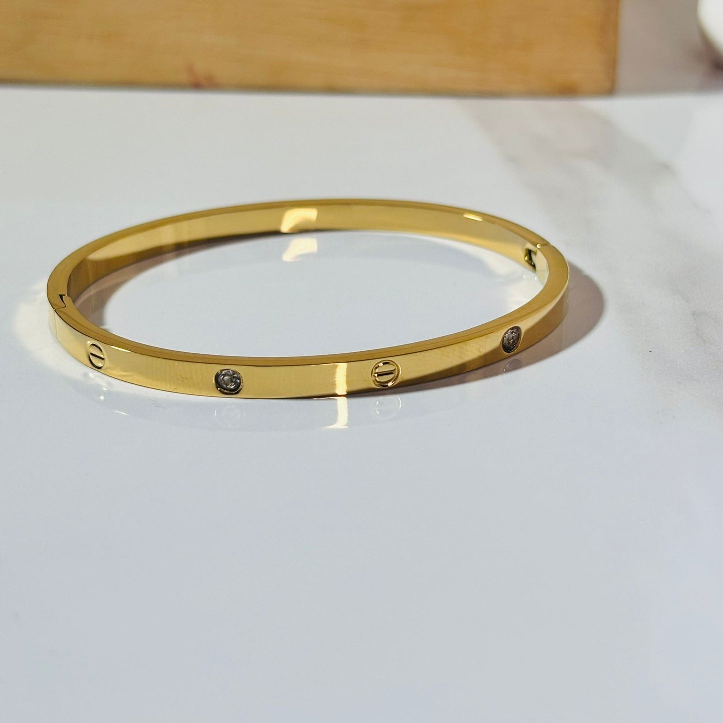 Minimal Cartier Bracelet