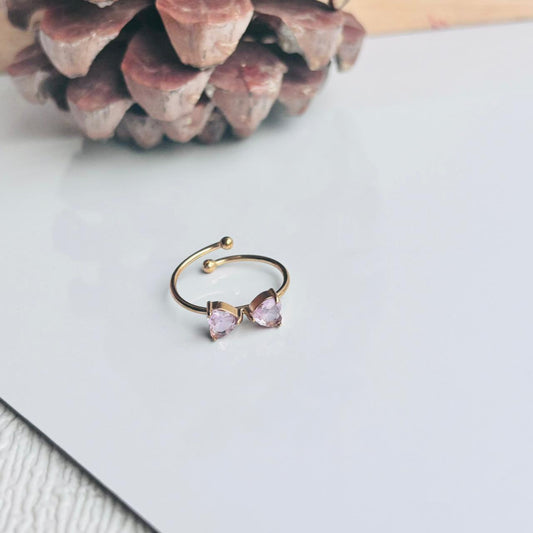 Bow Allure 18K Ring •