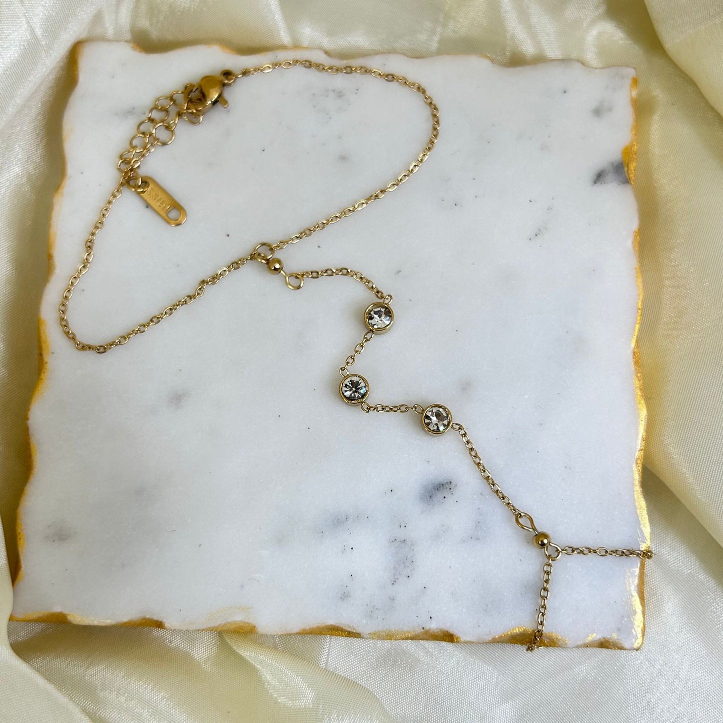 Hanah Hand Chain