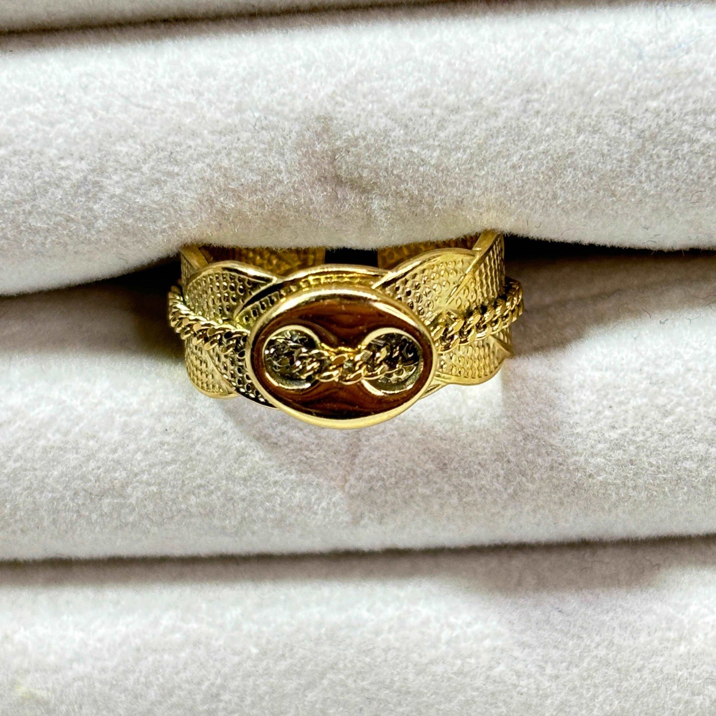 Cowry Ring