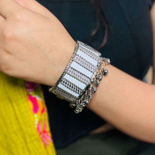 Noor Openable Oxidise Bracelets