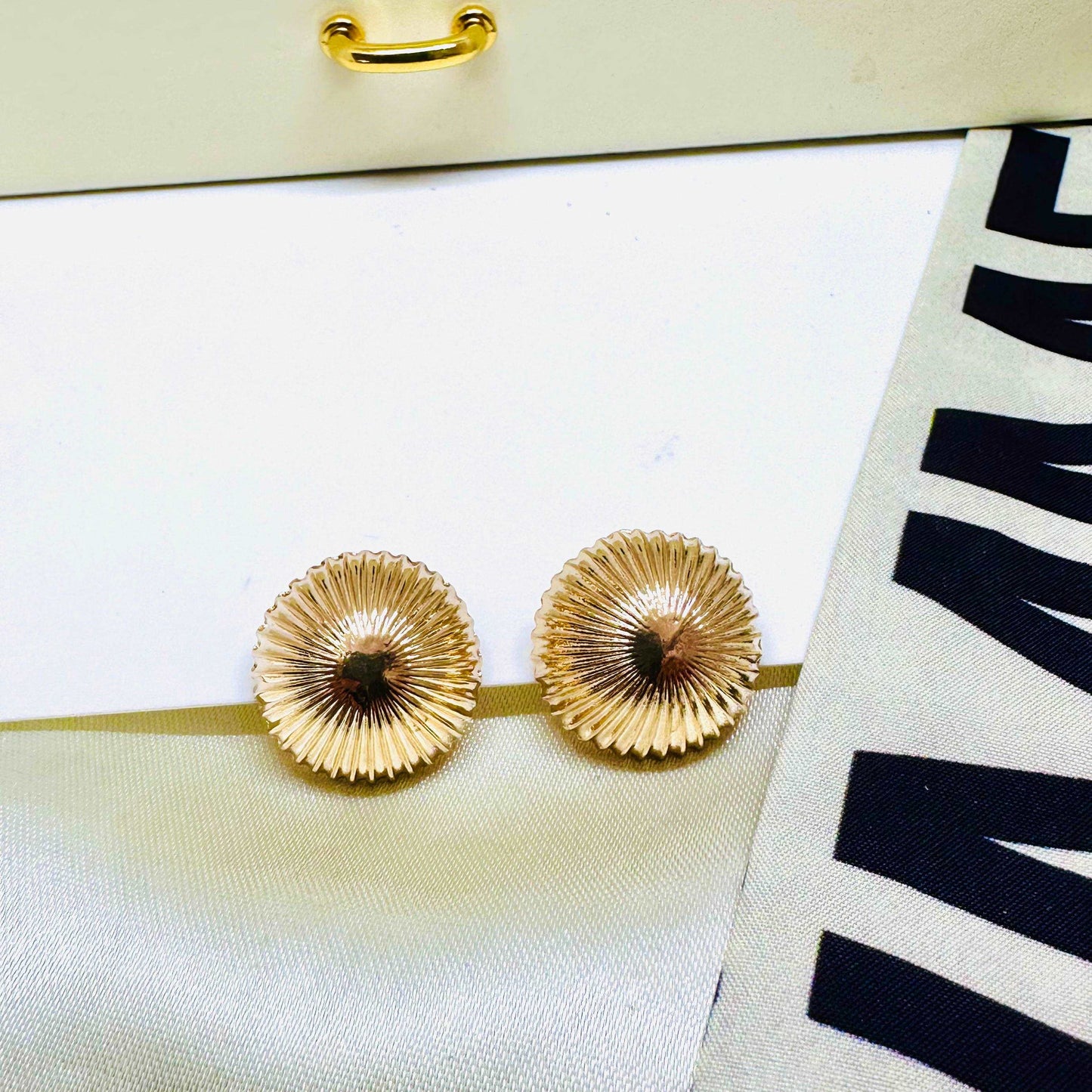 Domb Earrings