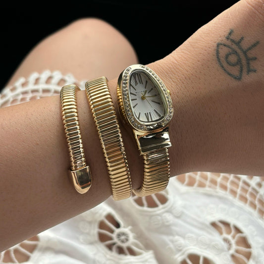 Bvlgari Serpant Watch (lWhite - Gold )