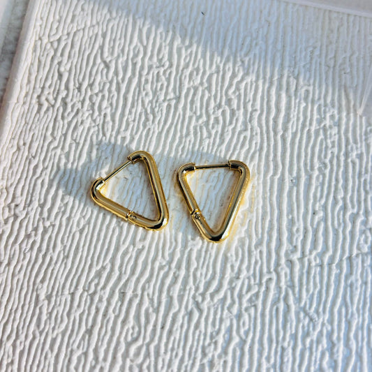 Triangle Hoops( Medium )