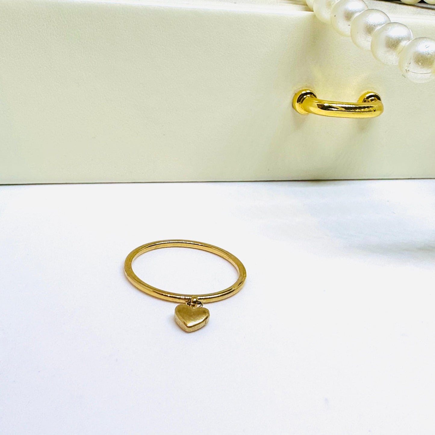 Sweetheart 18K Ring