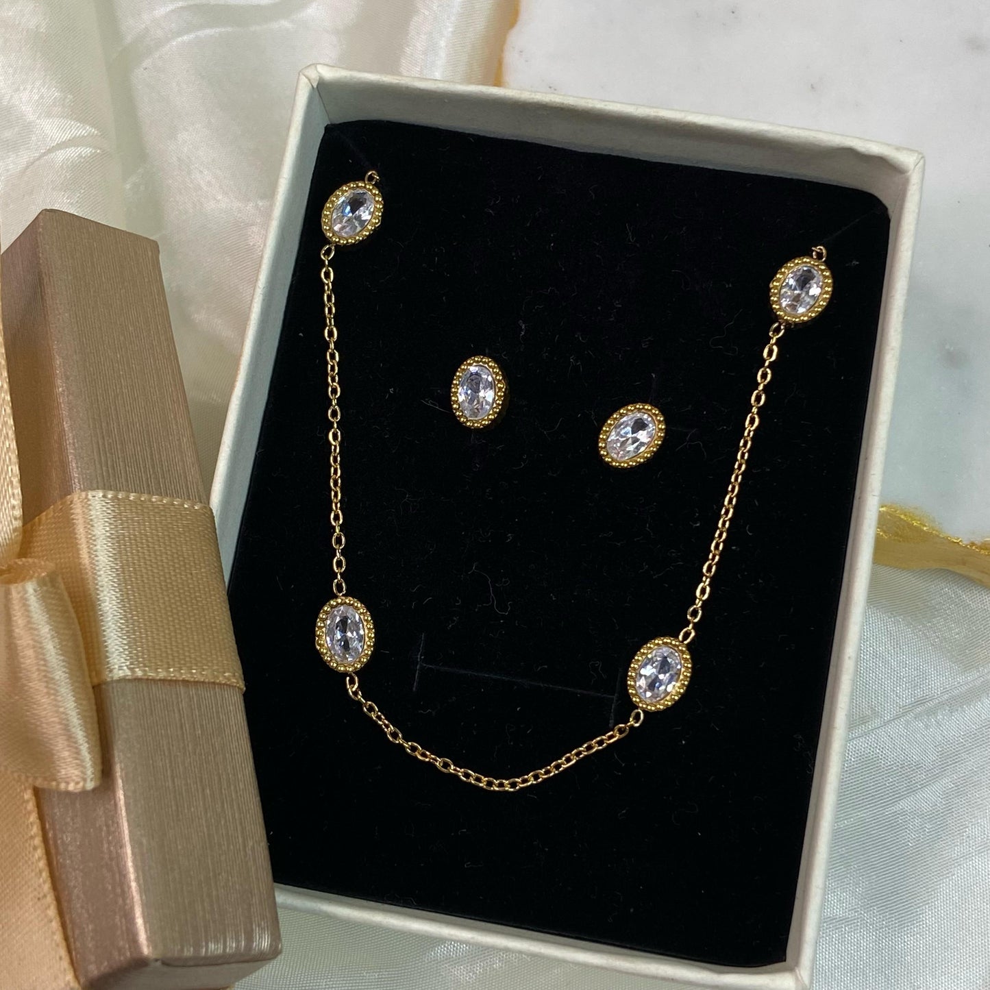Opal Jewelry Set (Necklace+Earrings)