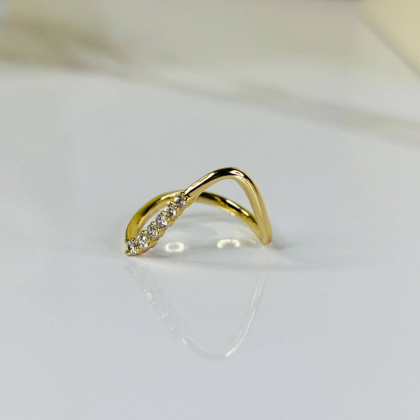 Semi Studded V Vanki Statement Ring