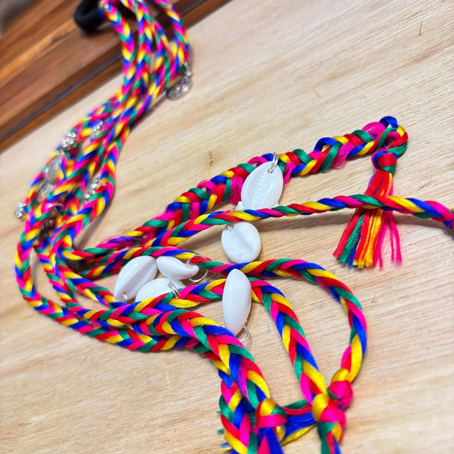 Coin Shell Tassle Hairtie