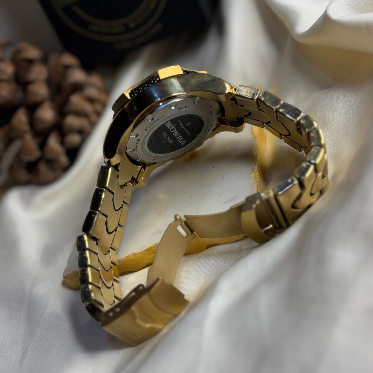 Invic-ta  venom Chronograph Watch