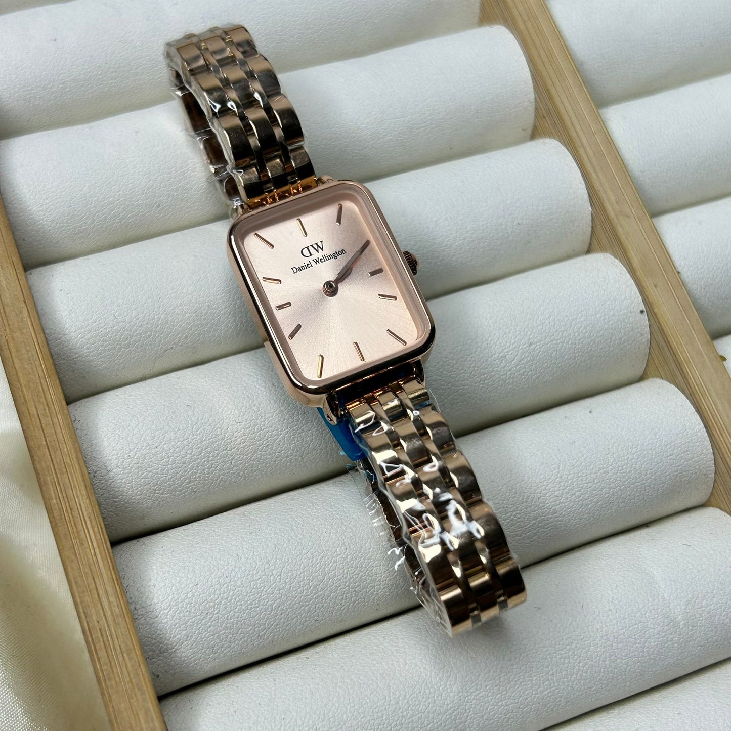 DW Square Chain Watch 04