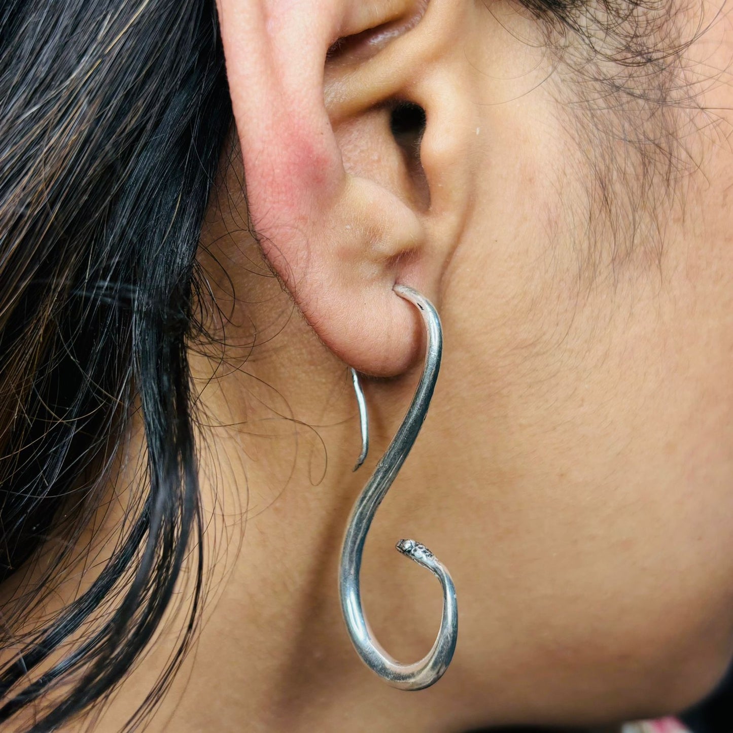 Twisted Snake Hanging Earrings( Silver )