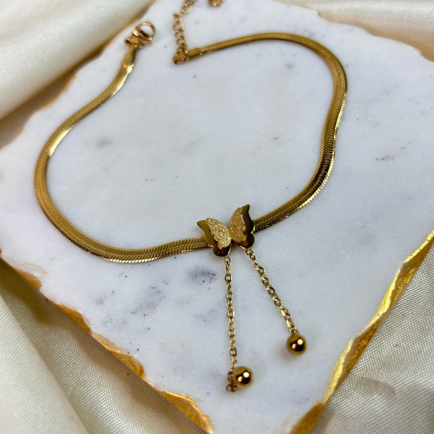 Rim Butterfly Anklet