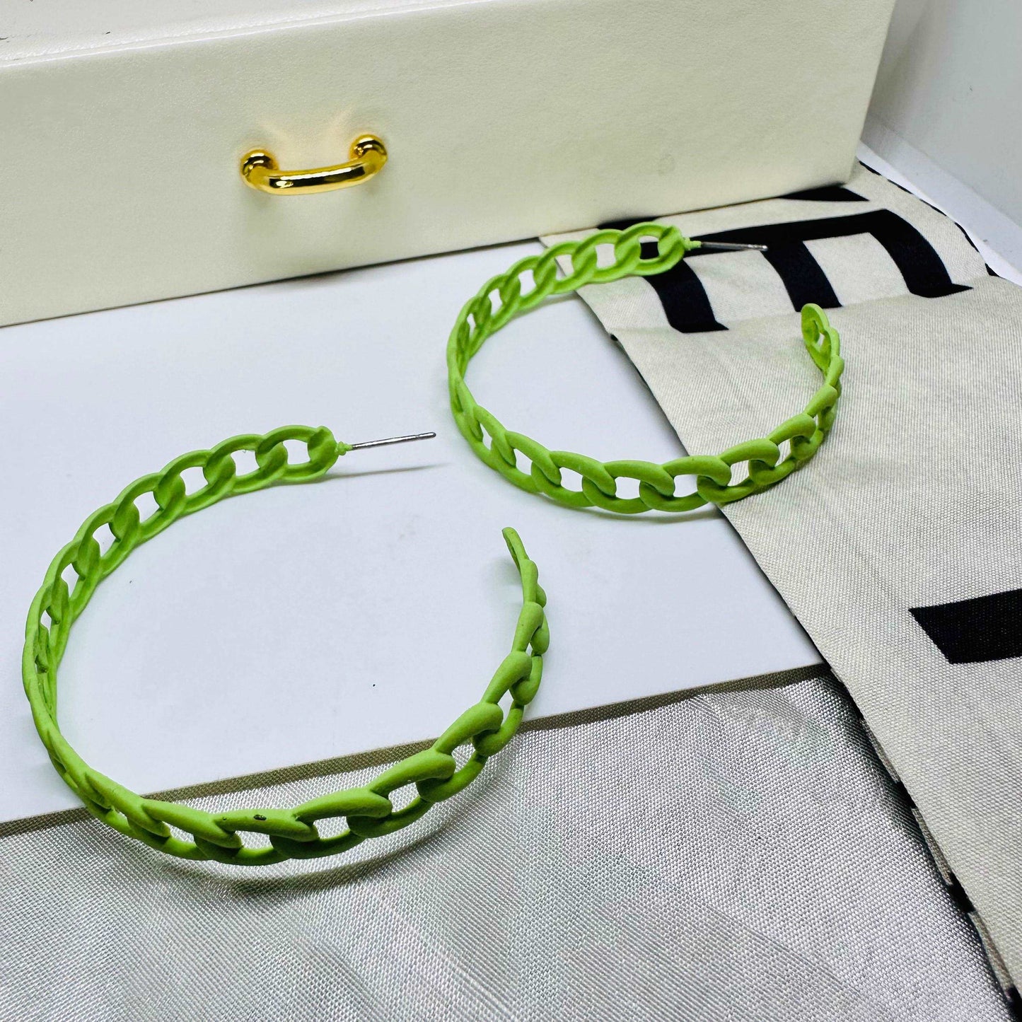 Big Link Hoops