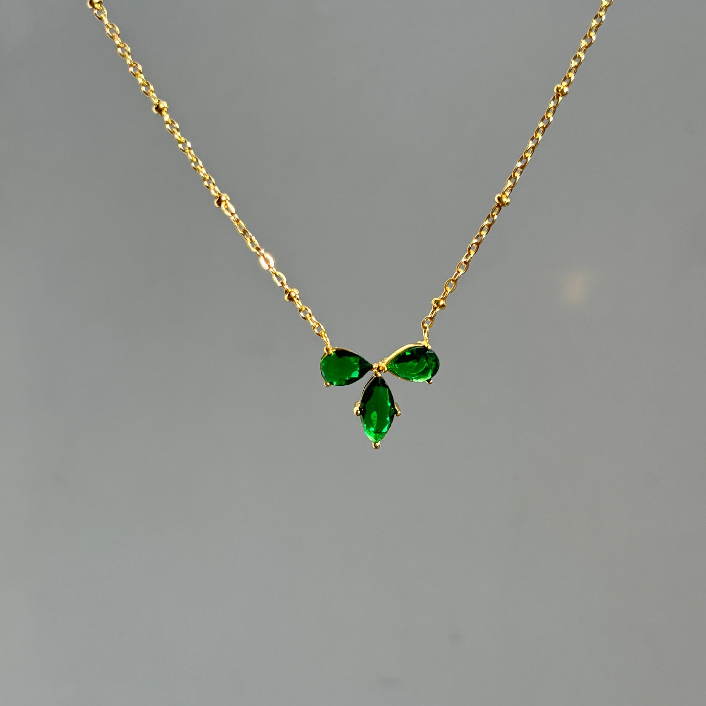 Emerald Trillium Necklace