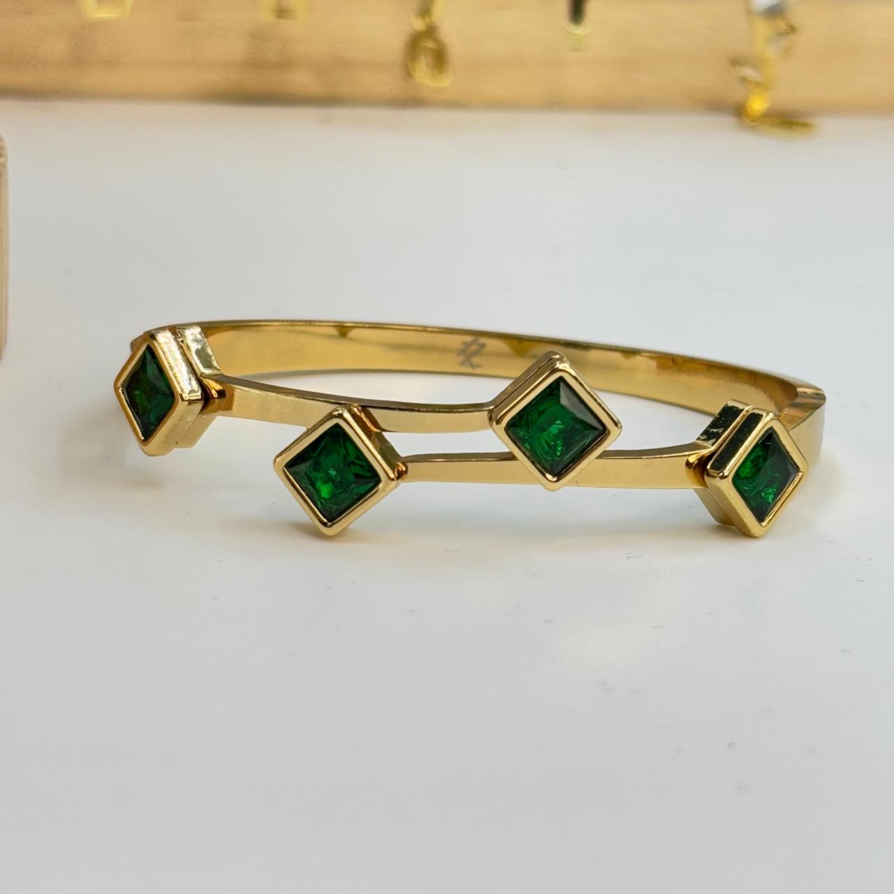 Emerald Glair Bracelet (Small Size-2.2-2.4)