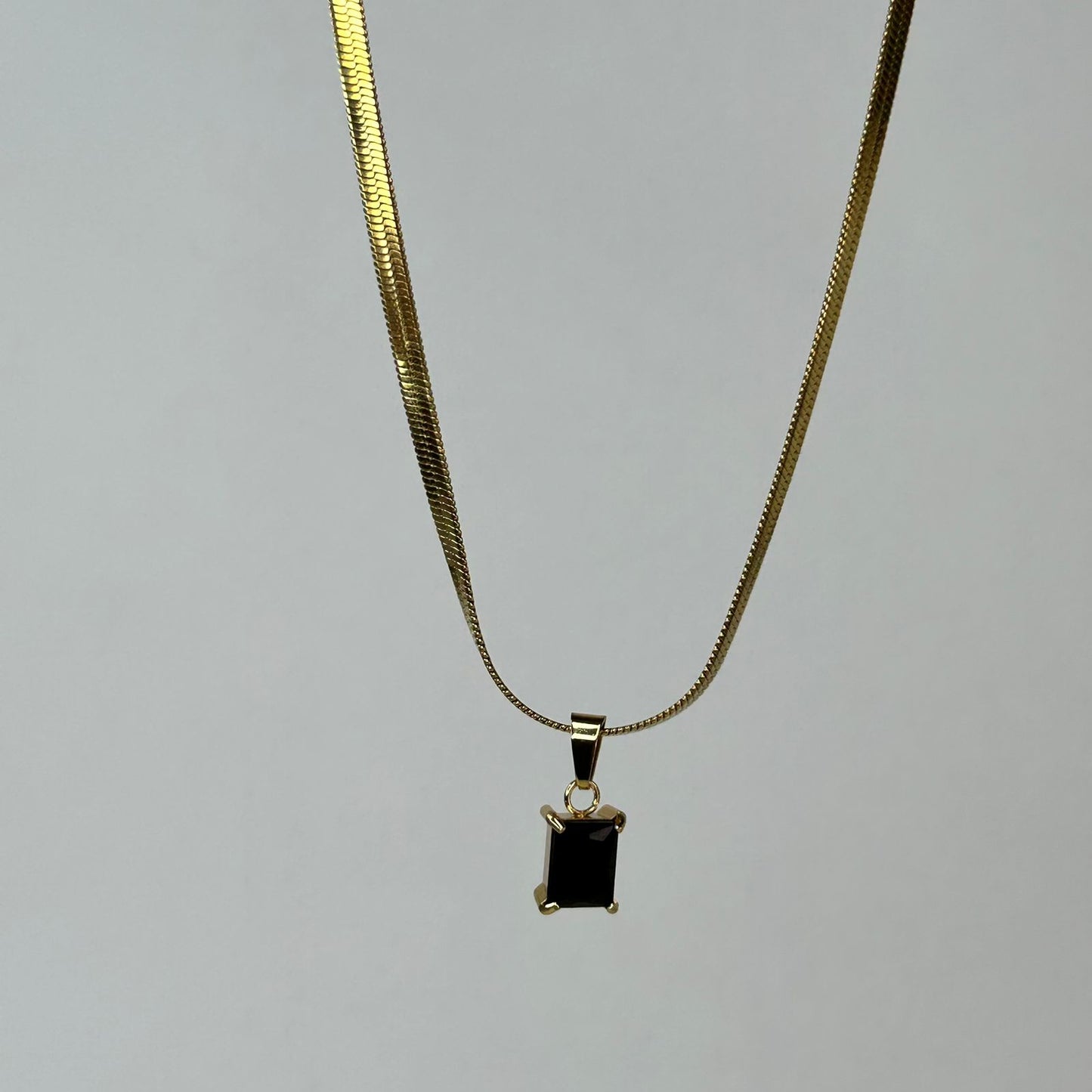 Black Solitaire Necklace