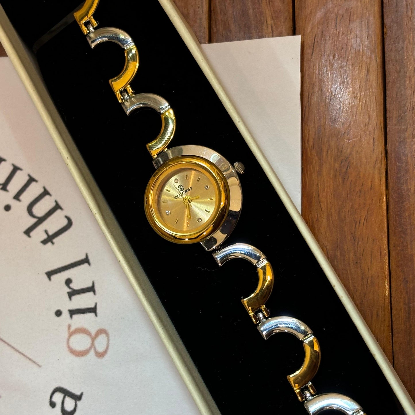 Clocksy Vintage Dual Tone Watch