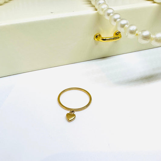 Sweetheart 18K Ring