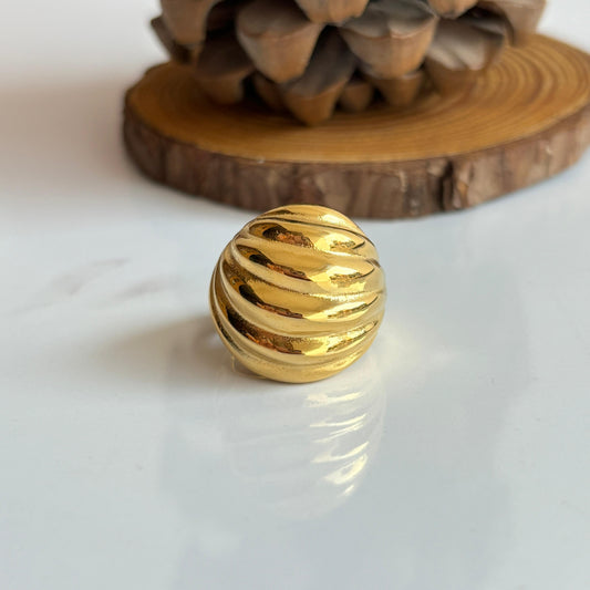 Croissant Ring