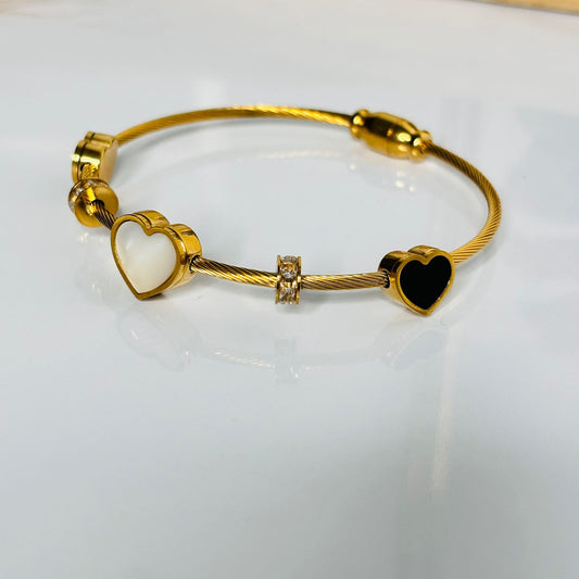 Heart Magnet Bracelet